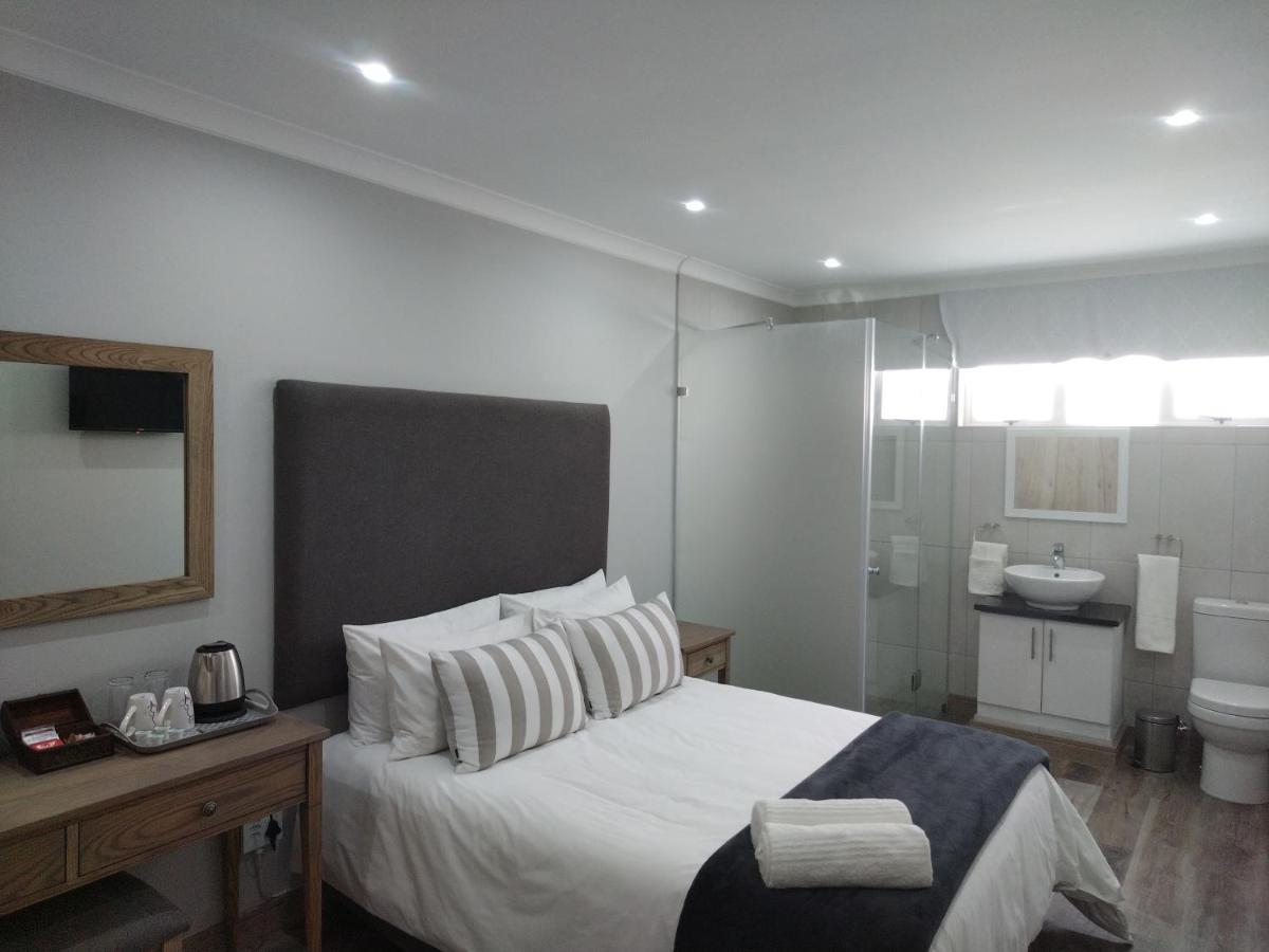 Blue Owl Guest House Mossel Bay Exteriör bild